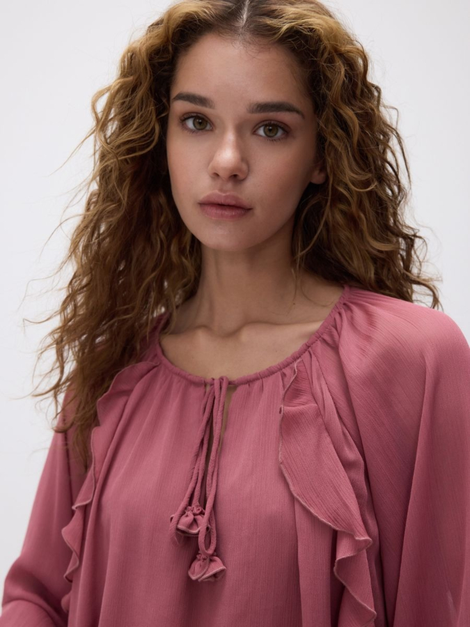 חולצה אלגנטית מלמלה עם קשירה