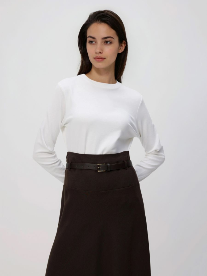 חצאית מידי עם חגורה