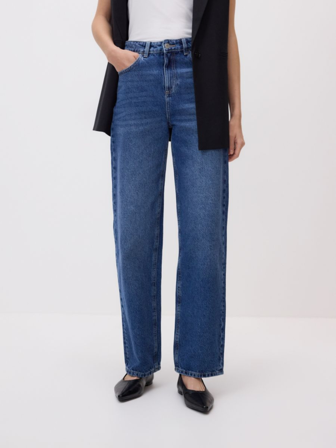 ג'ינס Staight leg עם כיסי לבבות