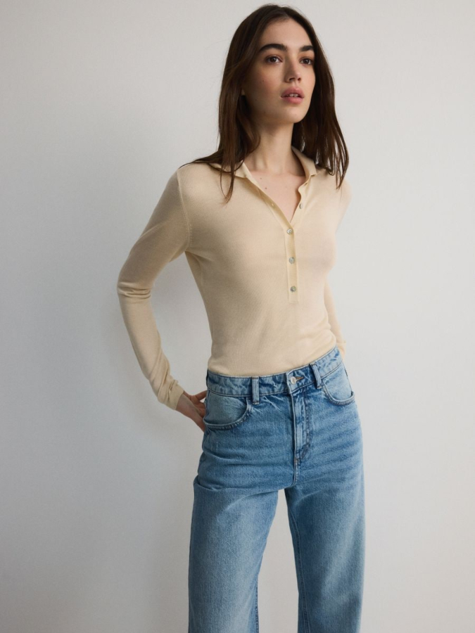 ג'ינס בגזרה רחבה