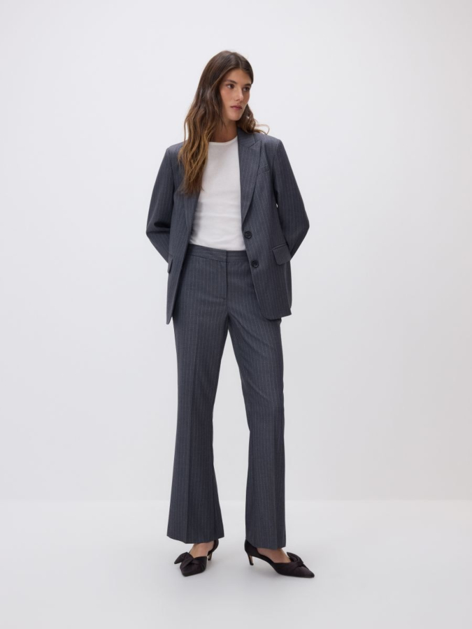 בלייזר פסים מחויט