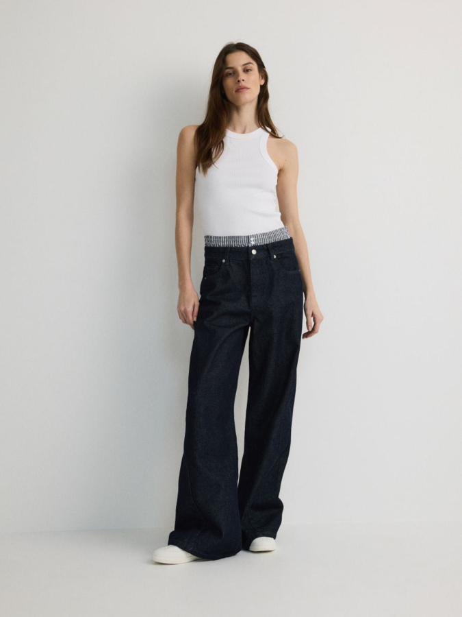 מכנסי ג'ינס בגזרה ארוכה