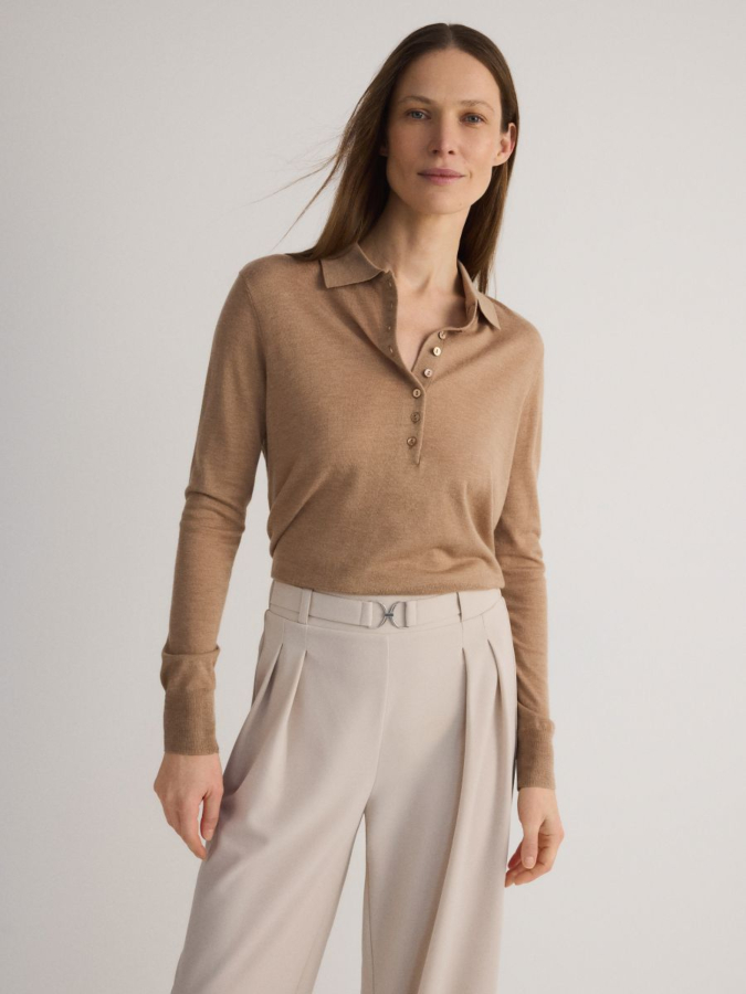 מכנסיים רחבים עם חגורה