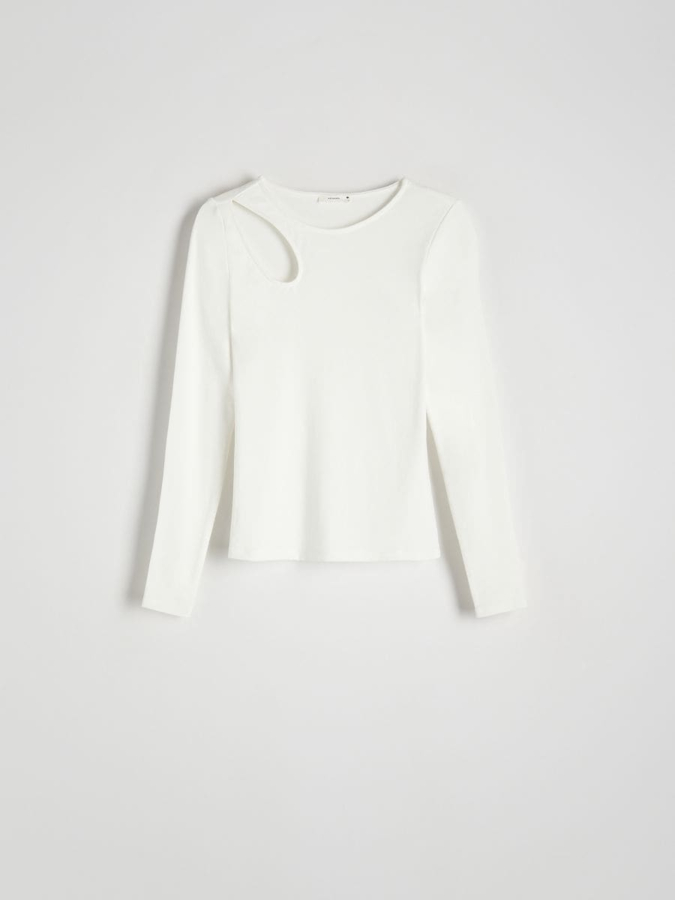 חולצת שרוול ארוך בגזרה