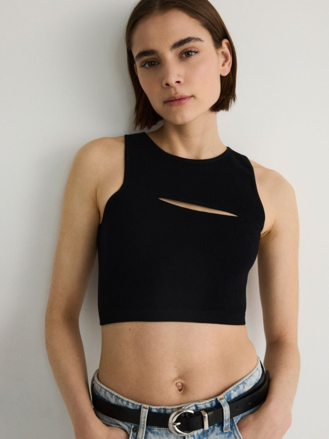 טופ קרופ עם חתך