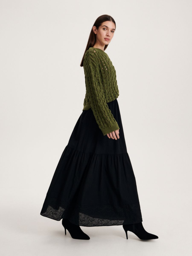 חצאית שחורה מקסי