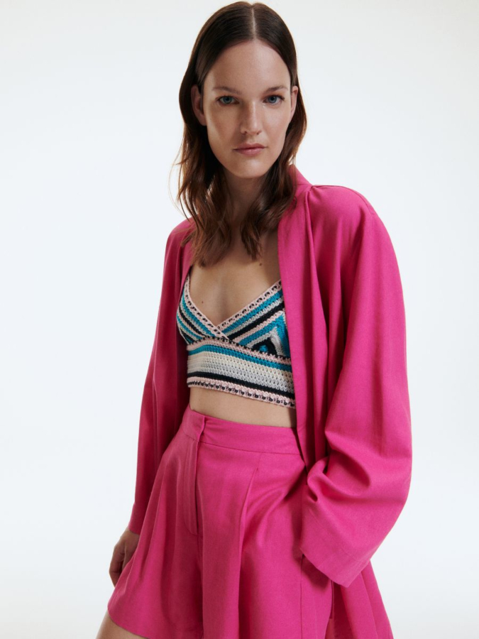 גופייה סרוגה בגזרת קרופ